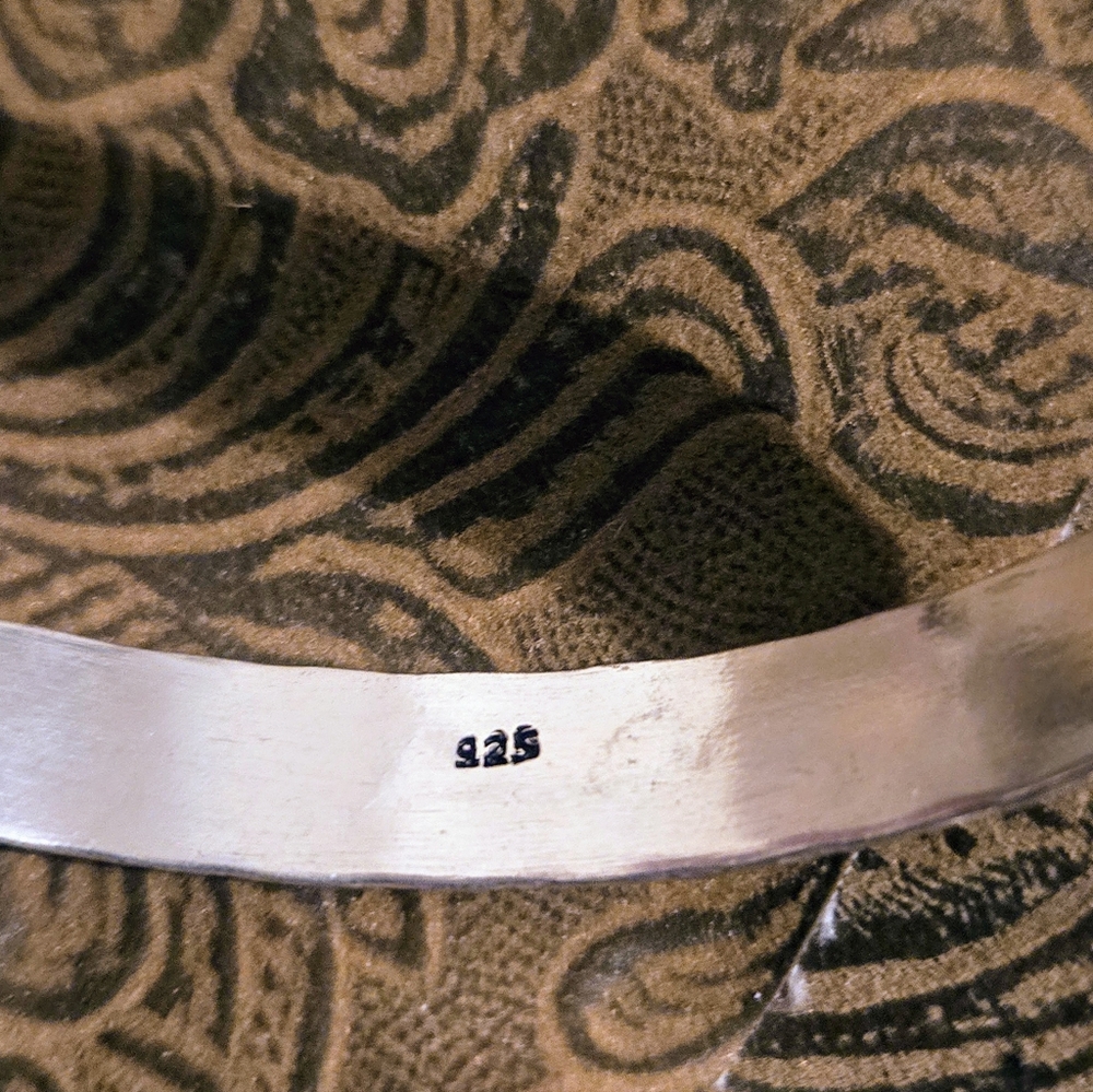 Sterling Silver Clover Pattern Bangle Bracelet - image 7